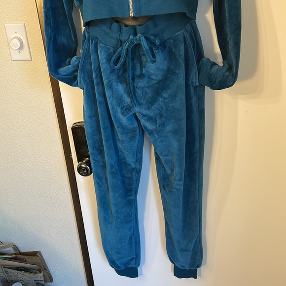 NELK BOYS, FULL SEND, BLUE, VELOUR TRACKSUIT, TOP SIZE M, BOTTOM SIZE SM - Picture 12 of 16